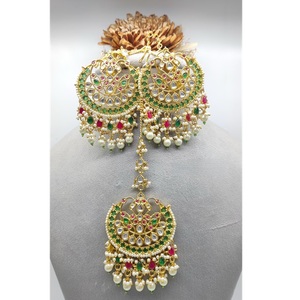 เครื่องประดับแฟชั่นหรูหราต่างหูอินเดียแบบดั้งเดิมกับ Tikka เครื่องประดับแฟชั่นสำหรับผู้หญิงต่างหูหรูหราสำหรับผู้หญิง - Product Image 1