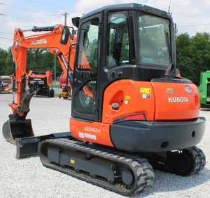 Mini-excavatrice sur chenilles Kubota U55-4, 6 tonnes, 5,6 tonnes, d'occasion, d'origine japonaise, avec moteur Kubota, certifiée CE, à vendre. - Product Image 2