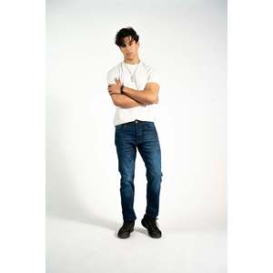 Jeans Maximilian para Hombre, Cómodos y Elegantes para los Hombres Modernos - Product Image 4