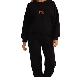 Nuevo traje de gimnasio de manga larga de estilo fresco Trajes de chándal de secado rápido para mujeres Ropa de entrenamiento deportivo Trajes de chándal - Product Image 1