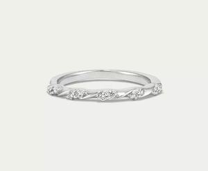 Bague de fiançailles pour femme en diamant de laboratoire taillé 0,05 carat, certifiée IGI, PT950, design floral, cadeau d'anniversaire de mariage - Product Image 1