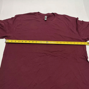 T-shirts unisexes à manches courtes, col rond, coupe ajustée, en tissu tri-blend marron, personnalisables avec logo couleur, écologiques et de haute qualité - Product Image 2