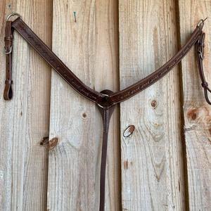 Ensemble de plastron et de martingale à succès Produits équestres Martingale en cuir Meilleure qualité Plastron en cuir de cheval occidental - Product Image 1