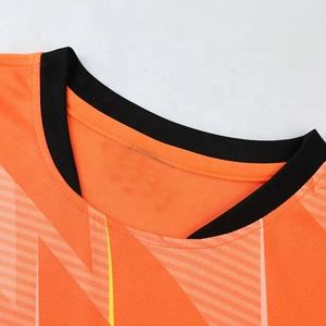 ชุดฟุตบอลของผู้ชายชุดเล่นกีฬาสำหรับผู้ใหญ่เสื้อเจอร์ซีย์เล่นตามสั่ง - Product Image 3