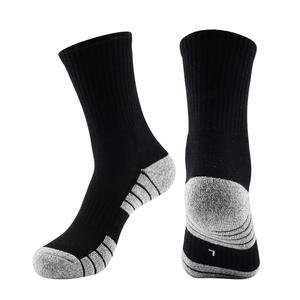 Manufacturer Custom Coolmax Nylon Running Socks Anti-Slip Moisture Wicking Crew High for Men <b>Women</b> Dot Pattern Knitted Technique - Product Image 4