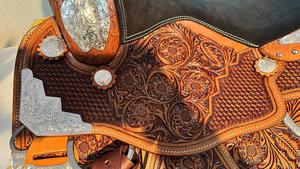 Silla de Montar Occidental Personalizada de Alta Calidad, Hecha a Mano, de Cuero Premium Duradero para Espectáculos Ecuestres - Product Image 4