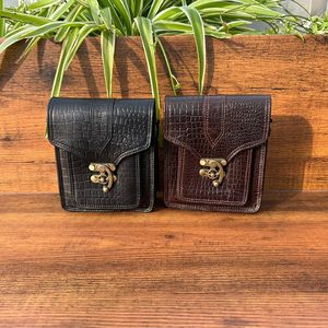 Nouveau noir Alligator motif croix corps en cuir sac cousu à la main Mini Messenger sac à bandoulière pour les femmes Vintage chic esthétique sac - Product Image 2