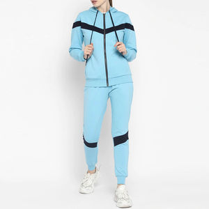 Conjunto deportivo de chándal ajustado para mujer con logotipo personalizado, conjunto deportivo al por mayor, conjunto deportivo sólido de 2 piezas con capucha y conjunto deportivo personalizado - Product Image 1