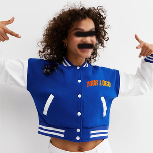Chaqueta Varsity Corta de Lana Personalizada para Mujer, Bordado Chenille, Mangas de Lana/Viscosa, Forro de Satén, Ropa Deportiva Urbana de Algodón - Product Image 1