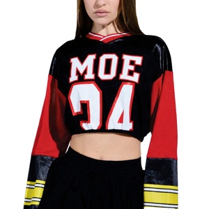 Jersey Corto de Fútbol Americano para Mujer, Manga Larga, Transpirable, de Poliéster, Ropa Urbana, Diseño de Número Bordado Personalizado, Venta al Por Mayor OEM - Product Image 1