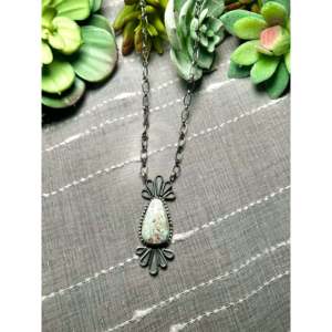 Collier en forme de fleur en turquoise et argent sterling Randy Billy Dry Creek - Product Image 1