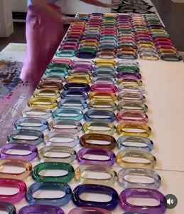 Chaîne de décoration murale Art déco Article en résine Article décoratif de chambre le plus adorable avec prix de vente complet en Inde - Product Image 1