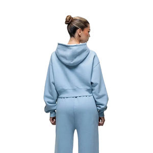 Luxueux 500GSM Cotton Fleece Short Hoodie Set pour les femmes Mélange parfait de confort et de style Qualité supérieure - Product Image 3