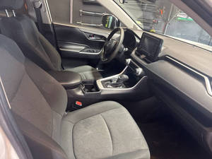 Toyota RAV4 Blanca 2021 en Perfectas Condiciones - Product Image 3