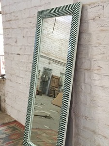 Marco de espejo de madera hecho a mano incrustaciones de hueso personalizadas para decoración de pared para salas de estar y dormitorios - Product Image 2