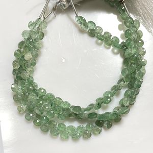 4-4,5 MM verde fresa facetada pequeña forma de corazón Briolette Beads, buena calidad al por mayor proveedor de cuentas de piedras preciosas - Product Image 5