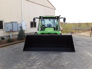 Tractor Utilitario Deutz-Fahr 5080D Keyline de 80 CV de 1999 con Controles Sencillos, Construcción Robusta y Mantenimiento Asequible - Product Image 2