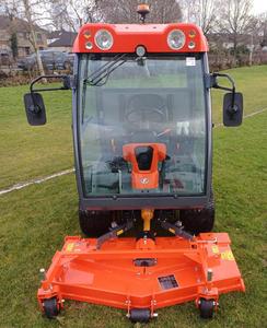 Tracteur tondeuse diesel commercial Kubota F2890 F3690 haut de gamme 4x4 avec cabine et plateau de coupe de 72 pouces - Product Image 6