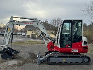 รถขุดขนาดเล็ก Takeuchi TB250-2 แบบตีนตะขาบ ระบบไฮดรอลิก สำหรับงานก่อสร้างและจัดสวน - Product Image 5