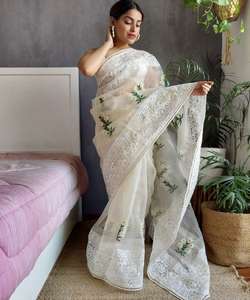 ผ้าไหม Banarasi Khadi ชุดปาร์ตี้งานเย็บปักถักร้อยแบบดั้งเดิมของผู้หญิงชุดปาร์ตี้งานแต่งงานแบบอินเดีย - Product Image 4