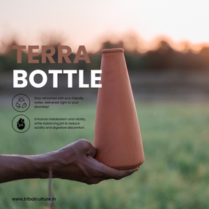Bouteille d'eau conique en terre cuite naturelle, écologique et rafraîchissante, faite à la main, avec couvercle, 1000 ml, pour une hydratation pure - Product Image 2