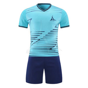 Tenue de football personnalisée de qualité supérieure, vêtements de sport, vente chaude, 100% polyester, respirant, léger, pour hommes adultes - Product Image 1