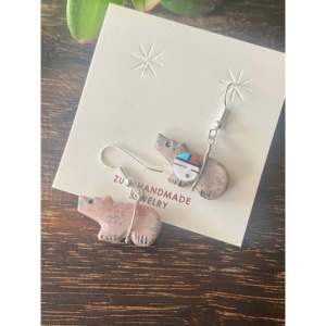 Pendientes Colgantes de Plata de Ley con Múltiples Piedras y Diseño de Oso Hechos a Mano por Zuni, Pendientes de Animales para Regalo - Product Image 5