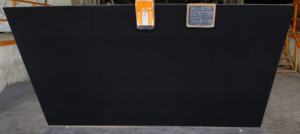 Losas de granito negro ABSOLUTO India Diseño moderno de calidad premium Entrega oportuna con superficie pulida Losa grande negra absoluta - Product Image 2