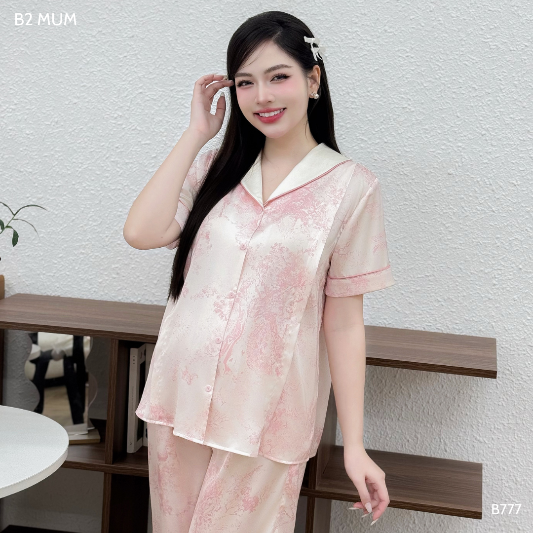 สีชมพูอ่อน