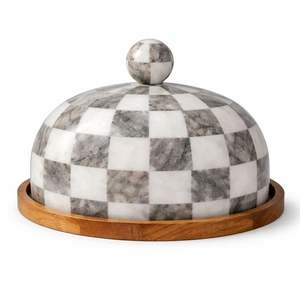 Support à gâteau en résine jaune charmant avec base en bois, idéal pour les événements et la décoration de table, prix de gros, à vendre - Product Image 6