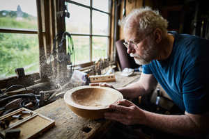 Handcrafted wooden Round Acacia serving tray set of 3 luxurious designs - trending article - new arrival - Product Image 3