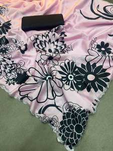 Venta al por mayor de Ropa Étnica Saree con blusa dibujado a mano con borlas Pallu para bodas y fiestas - Product Image 6