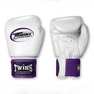 Guantes de boxeo personalizados de piel auténtica de vaca para jóvenes, ideales para entrenamiento y uso general, gran éxito de ventas. - Product Image 2