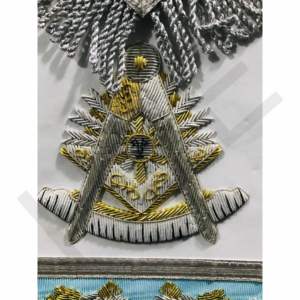 Tablier de Maître Maçon de Loge Bleue, Brodé à la Main, Régalia Maçonnique avec Franges Dorées, Équerre et Compas, Œil Qui Tout Voit et Piliers - Product Image 4