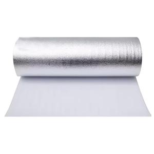 Rouleau d'isolation thermique pour murs, MXCRO-007, 1,22 m x 40 m, 3 mm d'épaisseur, -51 à 82 °C, 0,1 mm métallisé, 3 mm microcellules, polyéthylène - Product Image 4