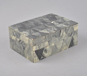 Caja de Joyería de Madera Rectangular con Incrustaciones Triangulares de Mosaico Gris Hecha a Mano, Organizador de Almacenamiento con Decoración de Patrones Geométricos - Product Image 2