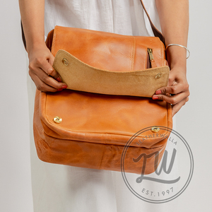 LW Sac messager en cuir véritable fait à la main pour femmes Collection tendance de style vintage pour l'été et l'hiver 2024 - Product Image 5