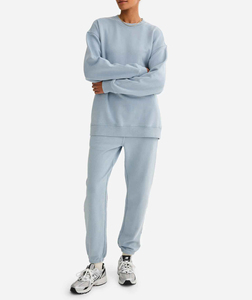 เสื้อสเวตเตอร์คอกลมใส่ได้ทั้งชายและหญิงเสื้อแฟชั่นแบบสวมหัวเสื้อแนวสตรีทผ้าฟลีซลำลองหรูหราโลโก้ออกแบบได้ตามต้องการสำหรับฤดูหนาว - Product Image 3