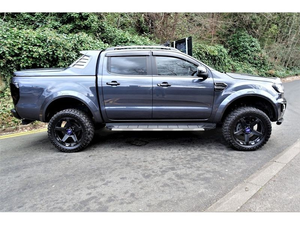 AUTO USADO EN BUEN ESTADO 2022 Automático Diésel Euro 5 - Product Image 6