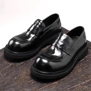 Chaussures de bureau en cuir véritable pour hommes avec semelle extérieure résistante à l'usure et semelle intérieure respirante, chaussures formelles - Product Image 1