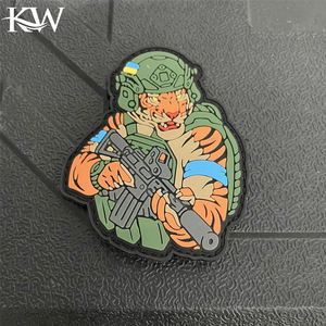 Parche Médico de Emergencia MEDIC, Bordado, Reflectante, con Logotipo de Rescate EMT, con Gancho y Anillo para Gorras y Sombreros - Product Image 1