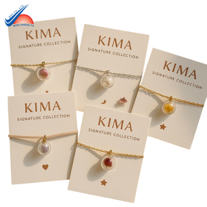 Tarjeta de respaldo impresa personalizada | Tarjeta de exhibición reciclable para embalaje de PIN de esmalte, joyería y llavero - Product Image 1