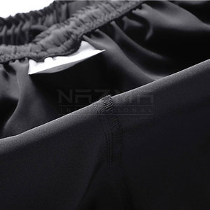 Pantalones cortos para hombre hechos a medida Nuevo estilo Color sólido High Street Casual Shorts 100% algodón Hecho en Pakistán - Product Image 3