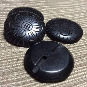 CALIDAD TRADICIONAL Botón de cuerno de búfalo de la mejor calidad en blanco Personalización Tamaño y tamaño grande y corto disponible ágata - Product Image 3