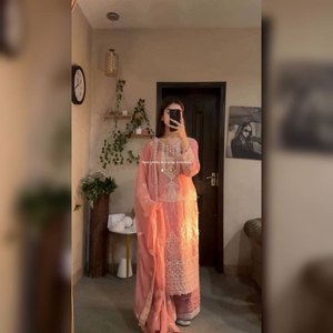 EXCLUSIVO Modern Regular Fit 3 piezas Plazzo Set Dupatta Secuencia Bordado Trabajo Secado rápido Diwali Fiesta Graduación Playa - Product Image 1