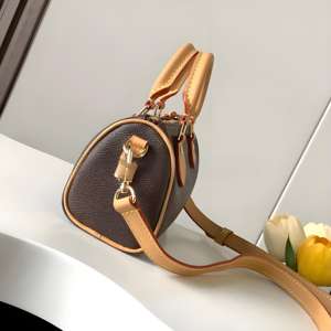 <span class=keywords><strong>2025</strong></span>顶级设计师奢华定制真皮女包厂家批发5A品牌皮革肩包 - Product Image 3