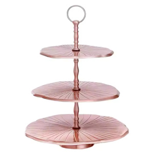 Frais Arrivée Gâteau Stand Nouveau Style Vente Chaude Designer Premium Haute Qualité En Gros Classique Élégant Gâteau Stand en Gros - Product Image 6