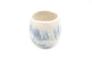 Cache-pot écologique en laine naturelle fait à la main, décors durables, couverture de base de fleurs pour la maison, jardin, porte-pot en feutre fait main - Product Image 1