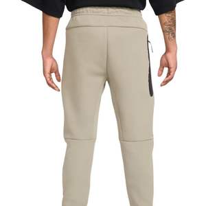 กางเกงวอร์มเทคฟลีซผู้ชาย สีเขียวกากี น้ำหนักเบา อุ่นสบาย เหมาะสำหรับออกกำลังกาย ทรงเข้ารูป พรีเมียม สตรีทแวร์ แอคทีฟแวร์ - Product Image 5