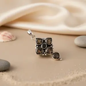 Pendentif en argent 925 avec quartz fumé pour femmes, bijoux en pierres précieuses en or rose faits à la main avec placage en rhodium et caractéristiques de charme - Product Image 1